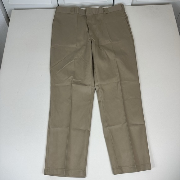 Dickies‎ Pants Mens 42x32 Beige Khaki 874 Work Original Fit Flex New - Picture 1 of 7